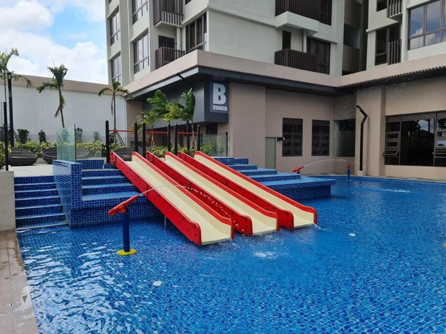 Luxury Bali Homestay Malacca Екстериор снимка